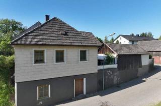 Haus kaufen in 3390 Melk, Stark Renovierungsbedürftiges Haus mit Schuppen und Garagen in Spielberg / Melk