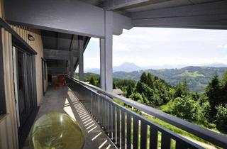 Wohnung kaufen in 4812 Pinsdorf, Kronberg: Zweitwohnsitztauglich! Herrliche Dachgeschoßwohnung mit Weitblick und weiteren Gestaltungsoptionen!