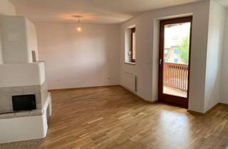 Wohnung mieten in Arnsdorfer Straße, 5110 Oberndorf bei Salzburg, Charmante 3-Zimmer-Wohnung in Oberndorf mit großem Balkon und Kachelofen