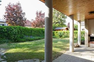 Reihenhaus kaufen in Kalmusweg, 1220 Wien, Renovierungsbedürftiges 6 - Zimmer Reihenhaus mit Garagenstellplatz / Nähe Gewerbepark Stadlau