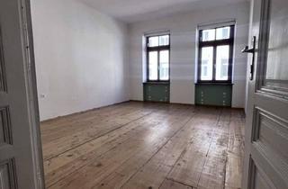 Wohnung kaufen in 1170 Wien, Sanierungsbedürftige Altbauwohnung mit Entwicklungspotenzial - Nahe Yppenplatz!
