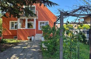 Einfamilienhaus kaufen in 2201 Gerasdorf, Sanierungsbedürftiges Einfamilienhaus mit viel Potential für neue Ideen - umweltbewusst und nachhaltig sanieren - mit Unterstützung der NÖ Wohnbauförderung "Eigenheimsanierung".