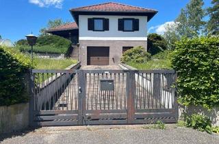 Einfamilienhaus kaufen in 4111 Walding, "Sonniges Logenplatz-Grundstück am Mursberg: Unverbaubare Fernsicht inklusive Bestandshaus & Pool zum Sanieren!"