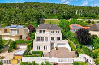 Villen zu kaufen in 2540 Bad Vöslau, Traumhafte Villa mit Indoor Pool + großem Garten zu verkaufen!
