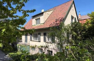 Haus kaufen in Laverangasse, 1130 Wien, Liegenschaft mit Altbestand und wunderschönen Fernblick in 1130 Wien-Hietzing