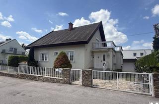 Einfamilienhaus kaufen in 7000 Eisenstadt, Im Herzen der Esterházy-Stadt - Haus mit Pool auf Weitläufigem Grundstück in Begehrter Wohnlage