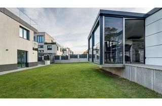 Doppelhaushälfte kaufen in 2380 Perchtoldsdorf, Pool, Outdoor-Kitchen & 4 Terrassen: Exklusive Doppelhaushälfte in Perchtoldsdorf!