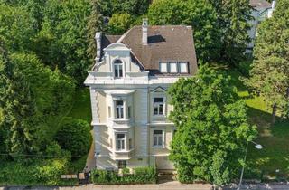Villen zu kaufen in Maurer Hauptplatz, 1230 Wien, Historische Stadtvilla am Maurer Hauptplatz – mit exklusiver Dachterrasse und eigener Sauna!