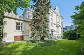 Villen zu kaufen in Maurer Hauptplatz, 1230 Wien, Historische Stadtvilla am Maurer Hauptplatz – mit exklusiver Dachterrasse und eigener Sauna!