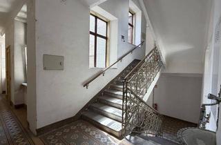 Wohnung kaufen in 1160 Wien, Historischer Charme trifft neuen Glanz – Altbau in Sanierung
