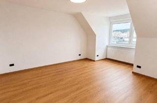Wohnung mieten in 1190 Wien, Erstbezug nach Sanierung! Helle 2-Zimmer-Wohnung mit Lift und Cobenzl-Blick (WG-geeignet)
