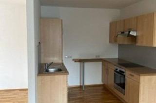 Wohnung kaufen in Andrägasse 14, 8020 Graz, Lichtdurchflutete, sehr zentral gelegene 3 Zimmerwohnung- davon zwei Schlafzimmer, 1 Wohn-/ Essbereich mit Küchennische, Keller, Lift, mit Schlossbergblick, barrierefrei, nähe Südtirolerplatz