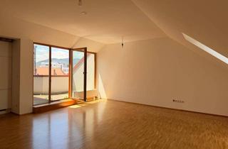 Wohnung kaufen in Kernstockgasse 22/D12, 8010 Graz, Wunderschöne Dachgeschosswohnung mit Ausblick auf den Schlossberg in zentraler Lage zu verkaufen