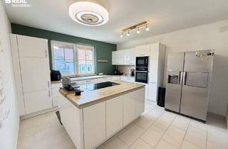 Einfamilienhaus kaufen in 2460 Bruck an der Leitha, großzügiges, modernisiertes Einfamilienhaus mit Swimming Pool, Keller & Garage in Bruck an der Leitha