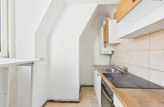 Wohnung kaufen in 1110 Wien, Helle 2-Zimmer Dachgeschosswohnung mit optimaler Raumaufteilung