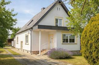 Haus kaufen in Eisenstadt, Sopron, Wien, 7061 Trausdorf an der Wulka, Großzügige Liegenschaft auf Ca. 1.550 m² Grund, Wohnhaus, 2 Lagerhallen, Große Garage