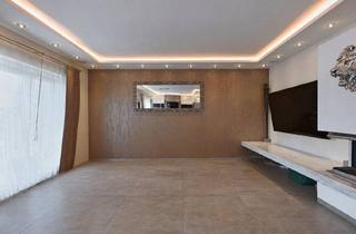 Wohnung kaufen in Mariahilfer Gürtel, 1060 Wien, Panoramablick Über Wien! Stilvolle 3,5 Zimmer Wohnung Nahe der Mariahilfer Straße mit Modernster Ausstattung
