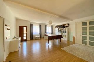 Einfamilienhaus kaufen in Hauptstraße, 2211 Pillichsdorf, GROSSZÜGIG WOHNEN im WEINVIERTEL nur einen Sprung nach WOLKERSDORF oder nach WIEN!!