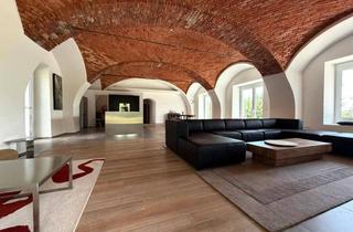 Haus kaufen in 8280 Fürstenfeld, Außergewöhnlicher Gutshof für stilbewusste Menschen (Provisionsfrei)