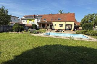 Haus kaufen in 2326 Maria-Lanzendorf, 2326 Maria Lanzendorf, Familientraum mit Pool und großem Garten!