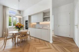 Penthouse kaufen in 1190 Wien, Charmantes 2-Zimmer-Altbaujuwel: Wohntraum mit Balkon und idyllischem Grünblick