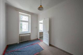 Wohnung kaufen in 1130 Wien, ++NEU++ Period apartment with potential – 2-room apartment in need of renovation