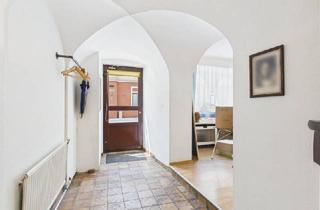 Haus kaufen in 3130 Herzogenburg, Charmantes Stadthaus mit über 323m² Fläche und Garten im Herzen Niederösterreichs