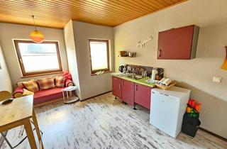 Wohnung kaufen in 8793 Trofaiach, Lichtdurchflutete 3 - Zimmer Wohnung mit separtem Eingang und Eigengarten in ruhiger Siedlungslage