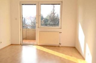 Wohnung kaufen in Schloss Laxenburg, 2361 Laxenburg, Charmante 4-Zimmer-Wohnung in Laxenburg - mit 9,45 m² Loggia & Eigener Garage um € 279.000