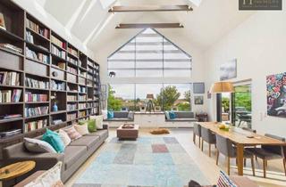 Haus kaufen in 2413 Berg, Architektonische Loft-Residenz auf 5.657 m² Privatgrundstück mit Wald, Pool und absoluter Privatsphäre – 10 Minuten von Bratislava