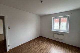 Wohnung kaufen in Siedlungsring 15/5, 3133 Traismauer, Traismauer: Günstige Kleinwohnung im 1.Obergeschoß