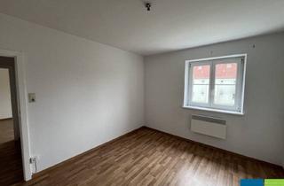 Wohnung kaufen in Siedlungsring 15/5, 3133 Traismauer, Traismauer: Günstige Kleinwohnung im 1.Obergeschoß
