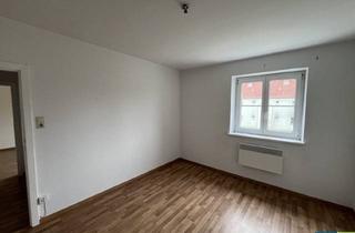 Wohnung kaufen in Siedlungsring 15/5, 3133 Traismauer, Traismauer: Günstige Kleinwohnung im 1.Obergeschoß