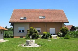 Einfamilienhaus kaufen in 8472 Straß in Steiermark, SEHR SCHÖNES EIN-ZWEIFAMILIENHAUS AUF GROSSEM, SONNIGEN GRUNDSTÜCK IN RUHIGER ORTSRANDLAGE