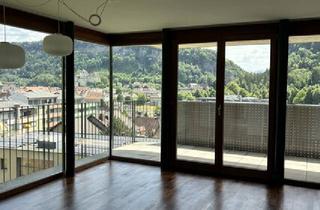 Wohnung mieten in 6800 Feldkirch, Helle 2-Zimmer-Wohnung in Toplage mit Panoramablick, Balkon & Tiefgaragenplatz in Feldkirch