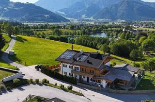 Garagen kaufen in 5760 Saalfelden am Steinernen Meer, Einzigartiges Bauernhaus Über dem Ritzensee - Pferdehaltung, Verpachtete Gastronomie & Apartmentvermietung in Bester Aussichtslage