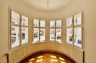 Büro zu mieten in Herzog-Leopold-Straße, 2700 Wiener Neustadt, Die schönste Bühne für Ihr Unternehmen! 141 m² Erstbezug am Hauptplatz mit Erkerblick