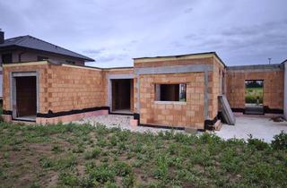 Haus kaufen in 2011 Sierndorf, BUNGALOW MIT GARAGE IM ROHBAUZUSTAND - NACH IHREN IDEEN FERTIGSTELLEN
