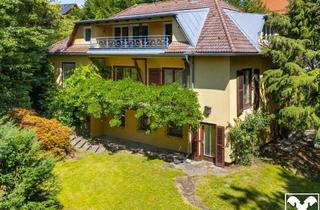 Villen zu kaufen in 9220 Velden am Wörther See, Charmante Villa in Toplage mit großem Grundstück