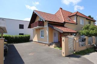 Doppelhaushälfte kaufen in Don Bosco, 8020 Graz, Wohnkomfort in Sackgassenlage: Doppelhaushälfte mit 2 Wohneinheiten, Garten, Terrasse & Balkon