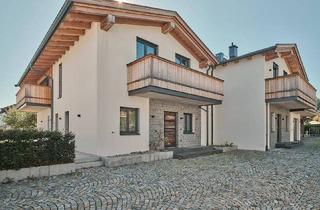 Haus kaufen in 6380 Sankt Johann in Tirol, Neubau-Chalet mit Bergblick in St. Johann