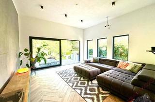 Haus kaufen in 3860 Heidenreichstein, Exklusiver Wohntraum – Modernisierte Design-Oase mit privatem Wellness-Garten