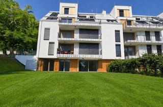 Wohnung mieten in Josef Kraft-Weg 10, 1130 Wien, Großzügige Gartenwohnung mit Sonniger Terrasse und Über 240M² Privatgarten