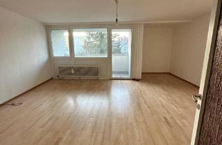 Wohnung mieten in Eisenhowerstrasse, 4600 Wels, 100 m² Traumwohnung mit Loggia & frisch renoviertem Bad in Wels-Zentrum – 1.250 € warm inkl. Einbauküche! Lift & ruhiger Innenhofblick. Tiefgarage +50 €.