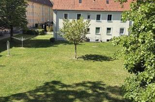 Wohnung mieten in Willi-Frank-Straße, 4400 Steyr, Preiswerte 3-Zimmerwohnung mit herrlichem Blick ins Grüne und flexibler Raumaufteilung! Genießen Sie die Ruhe und Idylle eines kleinen Mehrparteienhauses in zentraler Lage in Steyr Münichholz!