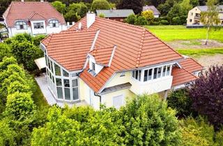 Villen zu kaufen in 3300 Amstetten, Villa in absoluter Bestlage & Indoor Pool - Reitbauernstraße, 3300 Amstetten