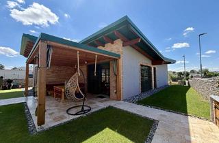 Haus kaufen in 2225 Zistersdorf, Neuwertiger Bungalow in Zistersdorf – Wohnen auf einer Ebene mit großem Garten & Pool