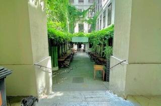 Wohnung kaufen in Neustiftgasse, 1070 Wien, Wohnen im 7-Ten Himmel - Innenstädtische Eigentumswohnung- Elegante Klassische Wiener-Altbau-Wohnung mit 2-Zimmern in Top Lage am Spittelberg - Durchhaus!