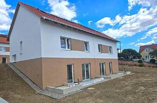 Haus mieten in Anton-Reich-Straße 14, 3741 Pulkau, Reihenhaus in Pulkau