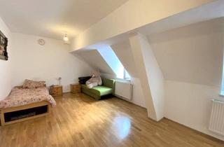 Wohnung mieten in Jakoministraße, 8010 Graz, Provisionsfrei - Helle und Gemütliche Garcionerre in Sehr Zentraler Lage Unmittelbar Beim Grazer Jakominiplatz